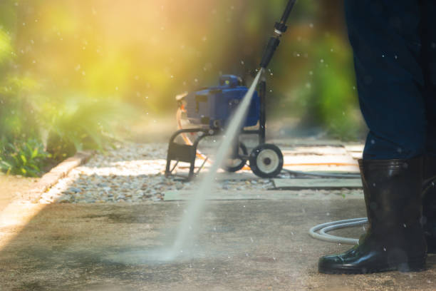 Best Sign and Awning Cleaning  in Bradner, OH
